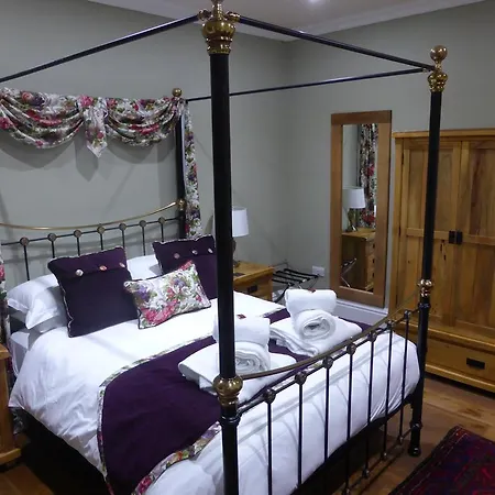 House 5*