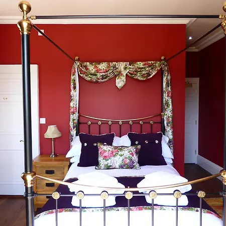 Отель House 5*