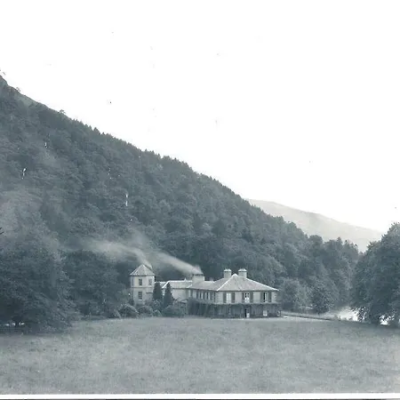 House Hotel