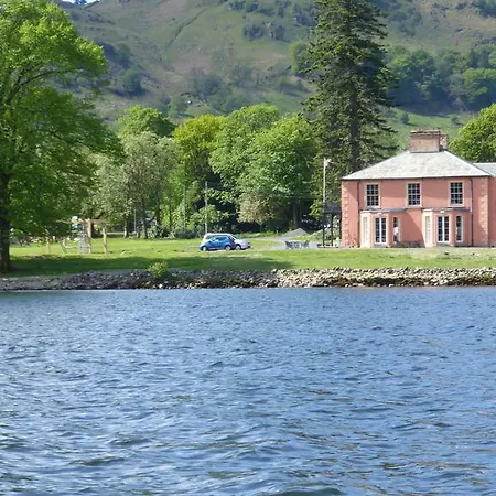 House Hotel